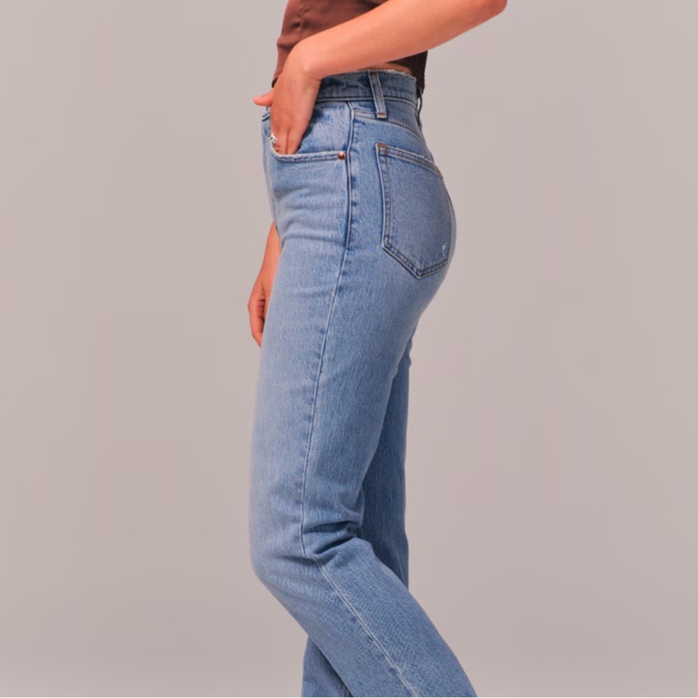 Abercrombie & Fitch Ultra High Rise 90s Slim Straight Jean SZ 30 - Picture 3 of 9